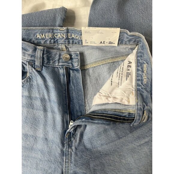 American Eagle Women's Mom Jeans Size 2 Regular High Rise Light Blue Stretch 2R - Picture 5 of 6